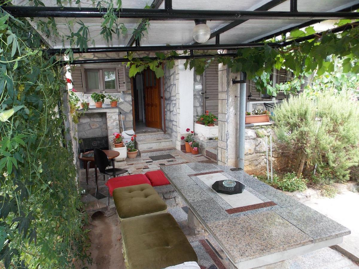Apartments Miro Kornić מראה חיצוני תמונה