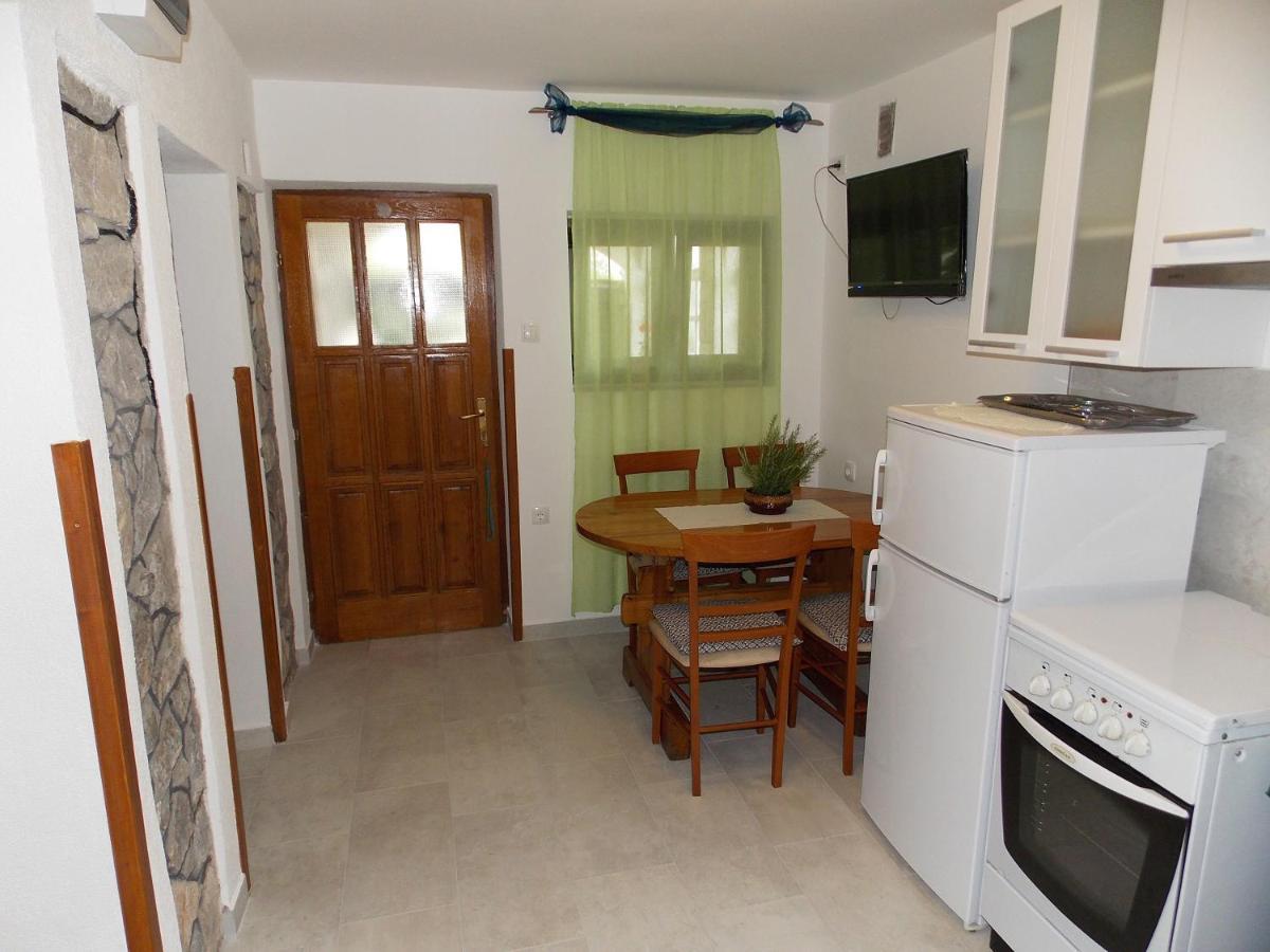 Apartments Miro Kornić מראה חיצוני תמונה