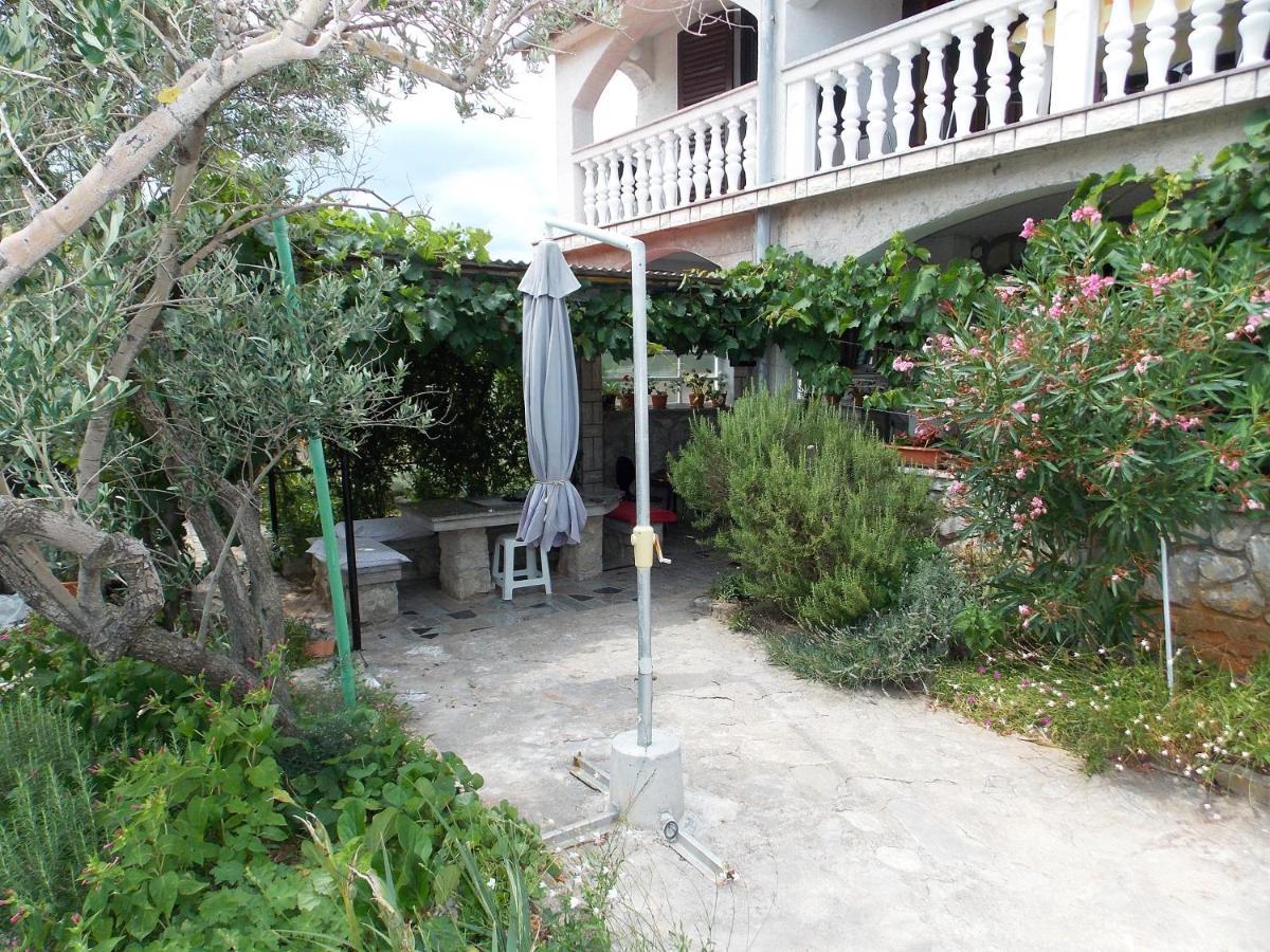 Apartments Miro Kornić מראה חיצוני תמונה