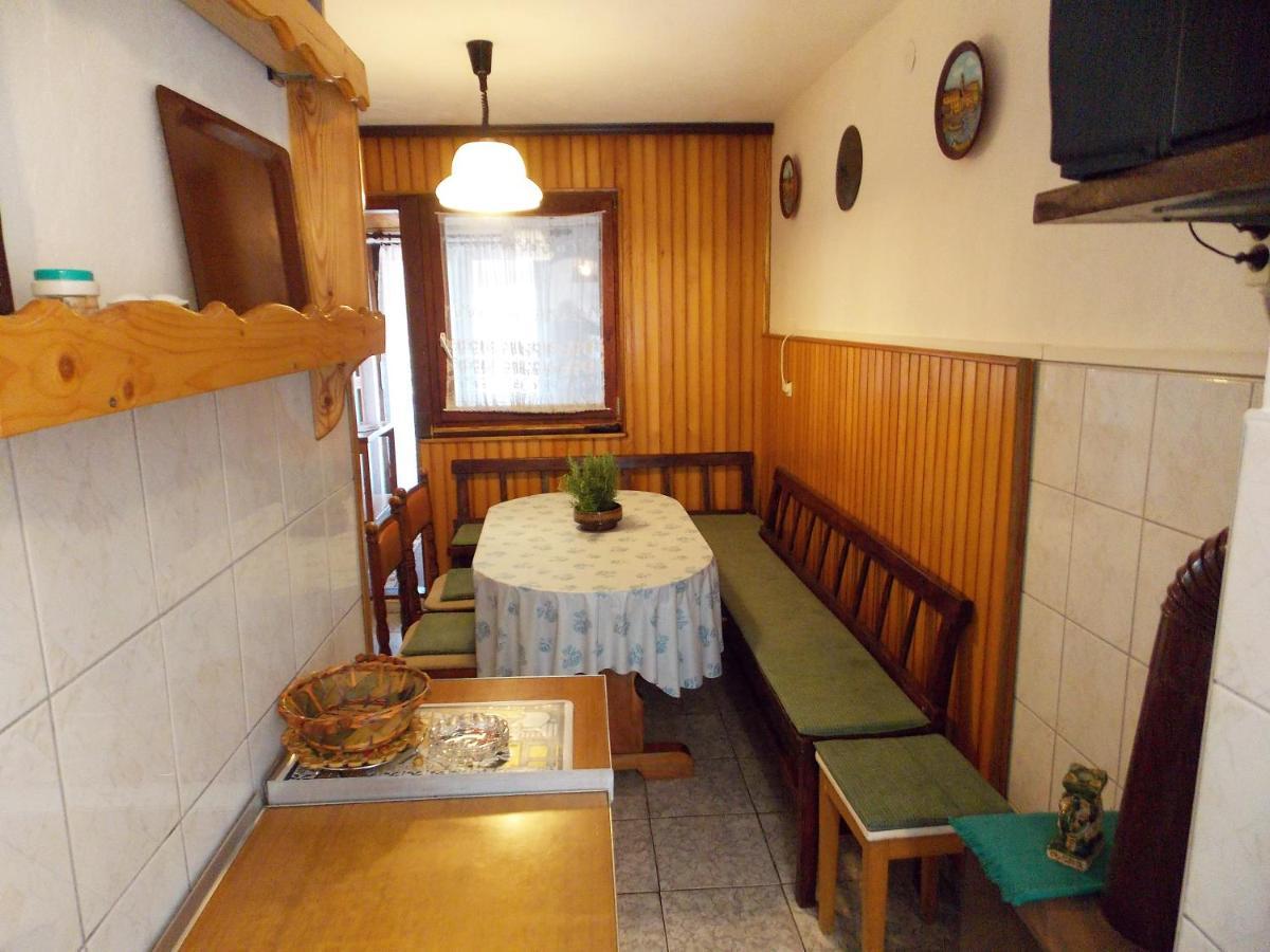 Apartments Miro Kornić מראה חיצוני תמונה
