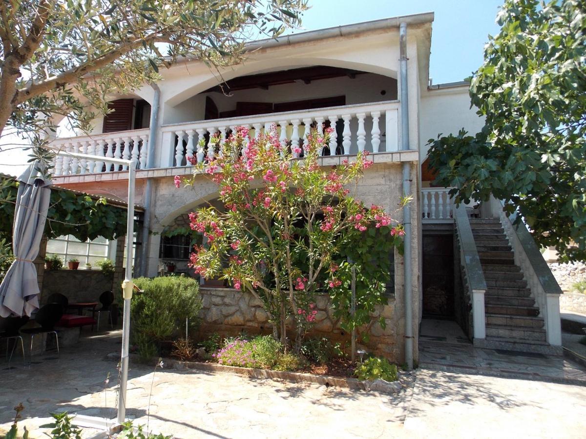 Apartments Miro Kornić מראה חיצוני תמונה